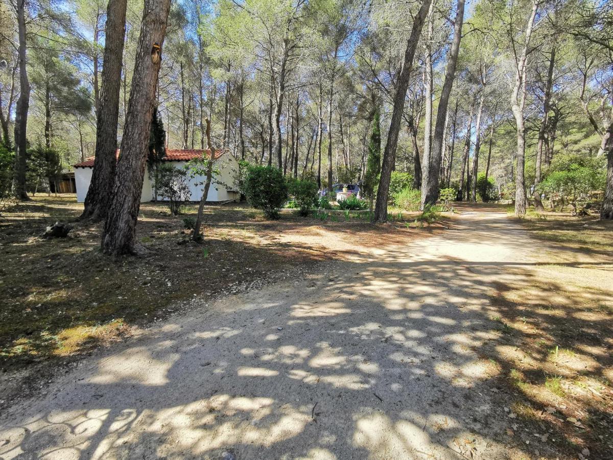 Maisonnette En Pleine Nature Le Beausset Exterior foto